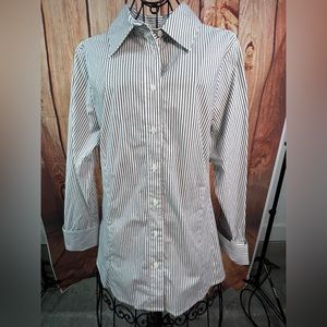 LB Grey & white striped shirt for a slimming look. NWT. Size 16
